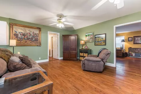 516 Eagle Bend Rd, Clinton, TN 37716 photo 9