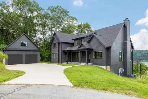 928 Harbor Pointe Dr, Silver Point, TN 38582