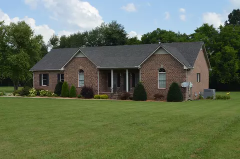 108 Stowers Ln, Shelbyville, TN 37160