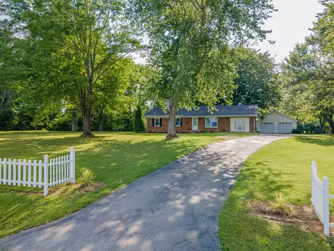 1150 Mattox Town Rd, Lawrenceburg, TN 38464
