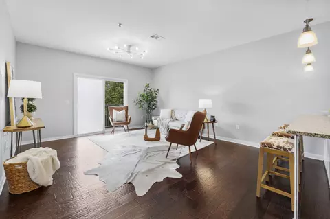 1122 Litton Ave #217, Nashville, TN 37216