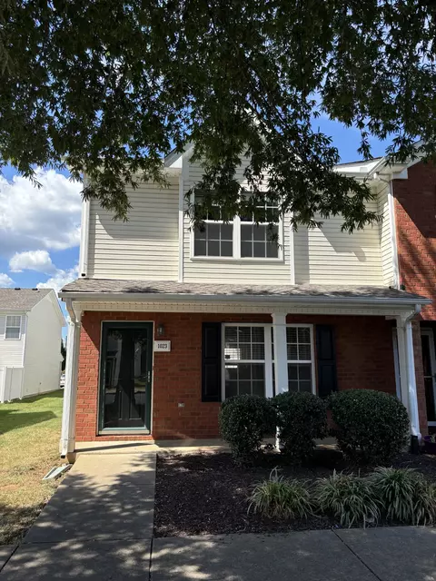 1023 Sitting Bull Xing, Murfreesboro, TN 37128