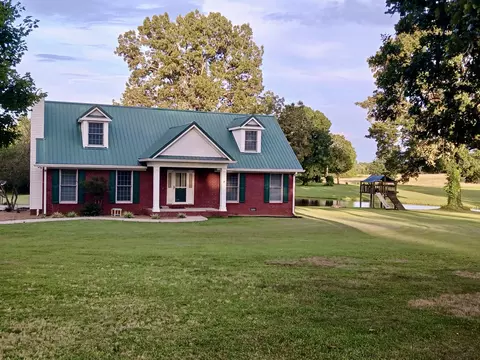 687 N Davidson Rd, Bon Aqua, TN 37025