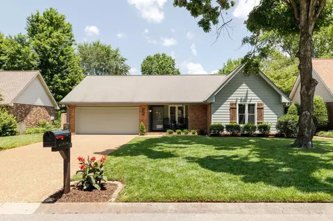 220 Jennette Pl, Franklin, TN 37064