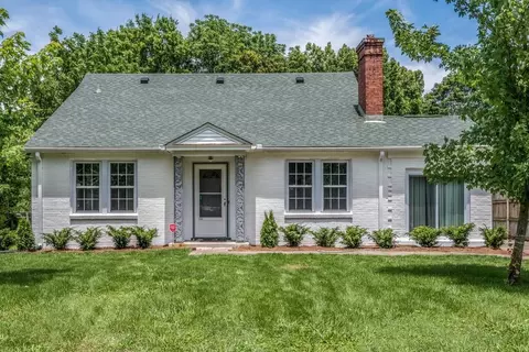 918 Sutton Hill Rd, Nashville, TN 37204