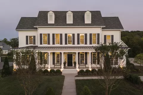 1710 Southwick Dr, Brentwood, TN 37027