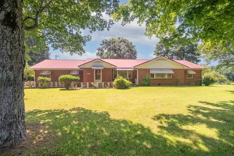 484 Rascaltown Rd, Loretto, TN 38469