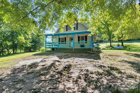 2111 Springplace Rd, Lewisburg, TN 37091