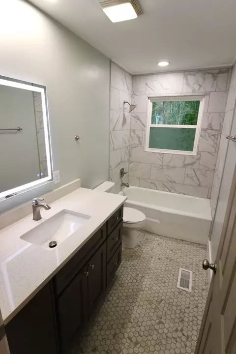 Bath - 762 Austin Bottom Rd, Baxter, TN 38544 photo 1 of 3