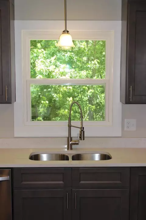 Kitchen - 762 Austin Bottom Rd, Baxter, TN 38544 photo 6 of 6