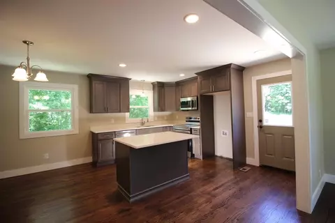 Kitchen - 762 Austin Bottom Rd, Baxter, TN 38544 photo 4 of 6