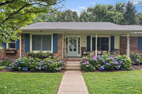 Exterior - 509 Iris Ave, Murfreesboro, TN 37128 photo 1 of 9