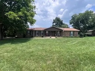 1246 Imperial Dr, Columbia, TN 38401