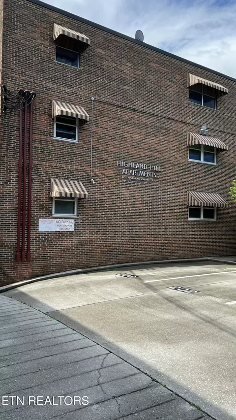 1211 Highland Ave #205, Knoxville, TN 37916