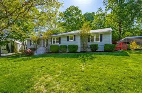 10 Arnold Dr, Chattanooga, TN 37412