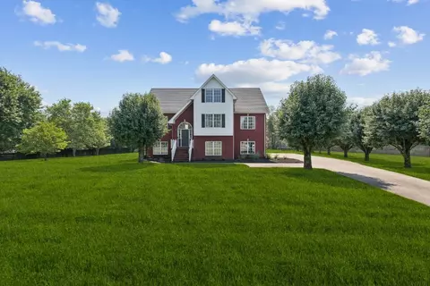 184 Blueberry St, White House, TN 37188