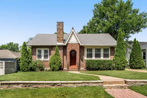 113 39th Ave N, Nashville, TN 37209