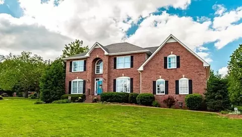 101 Annas Ct, Hendersonville, TN 37075