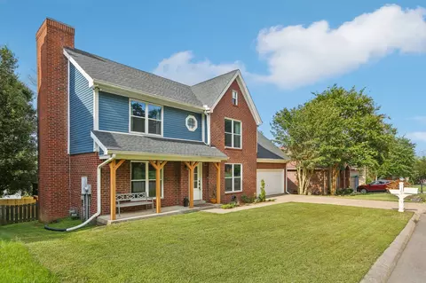 121 La View Rd, Hendersonville, TN 37075