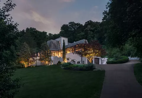 1147 Crater Hill Dr, Nashville, TN 37215