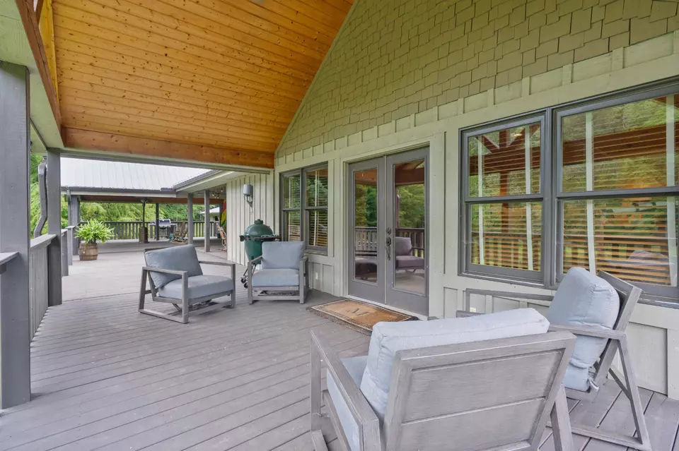 Exterior - 1261 S Cedar Ln, Chickamauga, GA 30707 photo 19 of 35