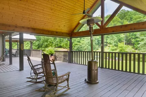 Exterior - 1261 S Cedar Ln, Chickamauga, GA 30707 photo 17 of 35