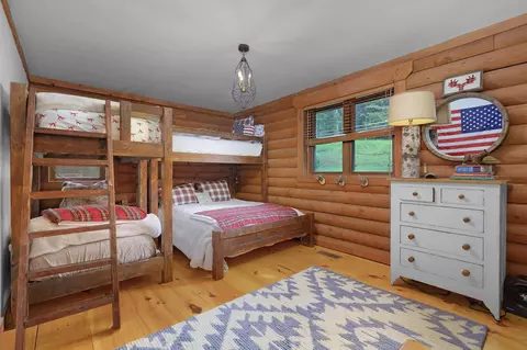 Bedroom - 1261 S Cedar Ln, Chickamauga, GA 30707 photo 3 of 5
