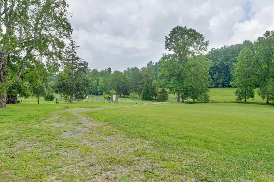 Exterior - 1261 S Cedar Ln, Chickamauga, GA 30707 photo 33 of 35