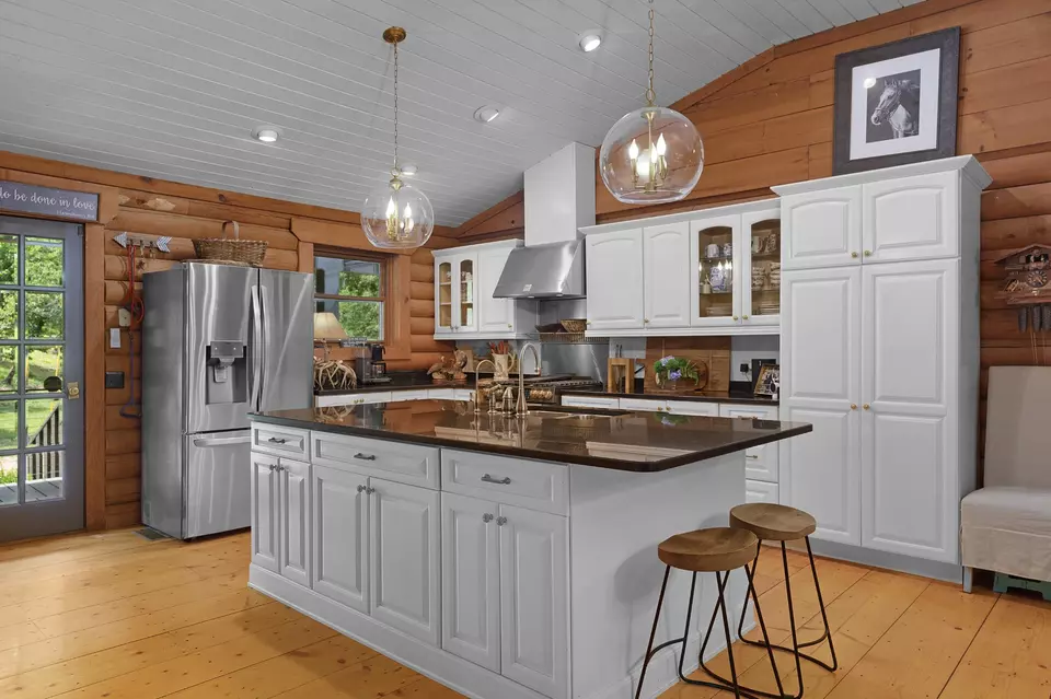 Kitchen - 1261 S Cedar Ln, Chickamauga, GA 30707 photo 1 of 3