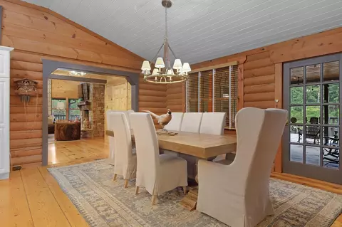 Dining - 1261 S Cedar Ln, Chickamauga, GA 30707 photo 1 of 2