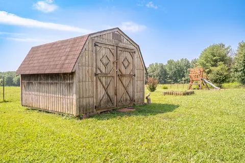 150 Princess Ct, Loretto, TN 38469 photo 8