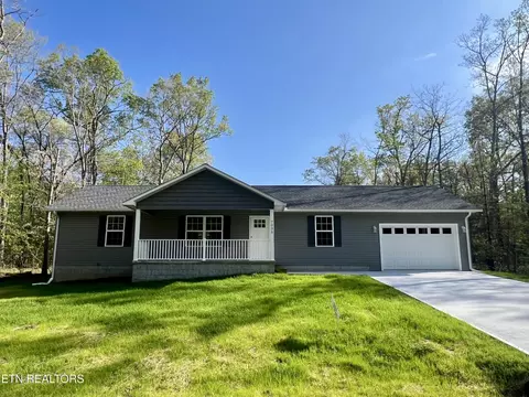 7035 Ute Ln, Crossville, TN 38572