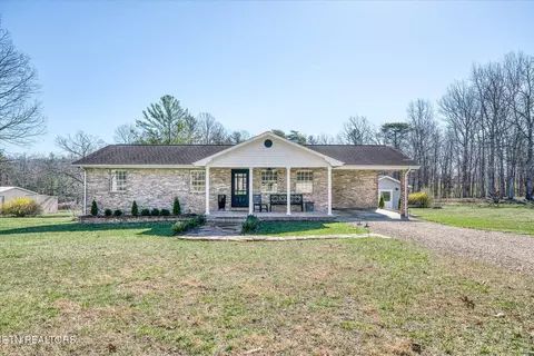 7491 Dunbar Rd, Crossville, TN 38572