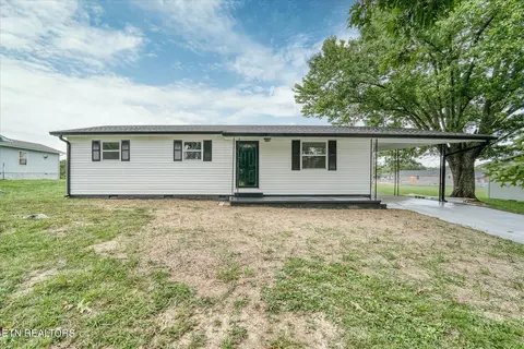 231 Myrtle Ave, Crossville, TN 38555