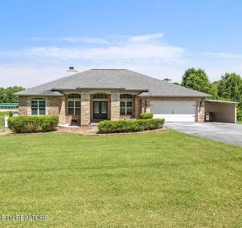 270 Russell Ridge Rd, Crossville, TN 38555