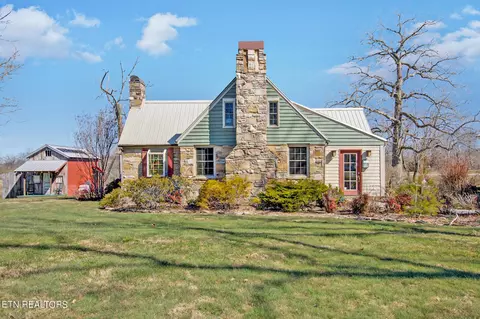 452 Turkey Oak Rd, Crossville, TN 38555