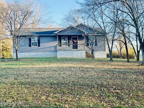 118 Golden Brook Dr, Crossville, TN 38555