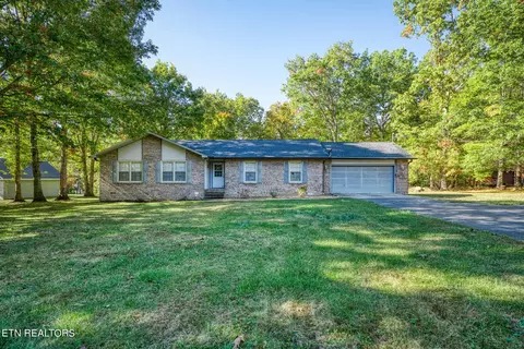 367 Camelia Dr, Crossville, TN 38555