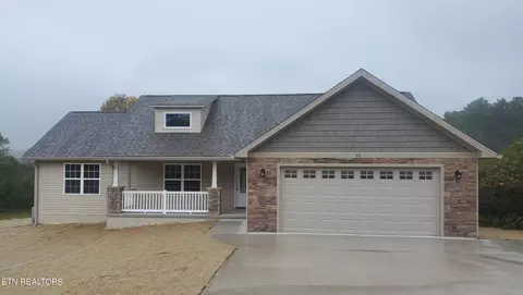 80 Estate Loop Tr, Crossville, TN 38555