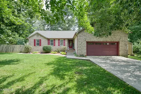 7217 Kanapolis Dr, Crossville, TN 38572