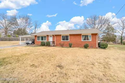 808 Piccadilly Rd, Knoxville, TN 37909