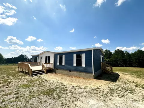 1202 Flynns Cove Rd, Crossville, TN 38572
