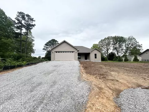 5019 Cheyenne Dr, Crossville, TN 38572