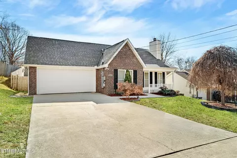 4348 Walnut Ridge Ln, Knoxville, TN 37921