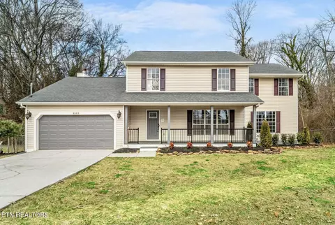 8105 Sabre Dr, Knoxville, TN 37919