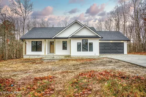 234 Perry Crk, Crossville, TN 38572