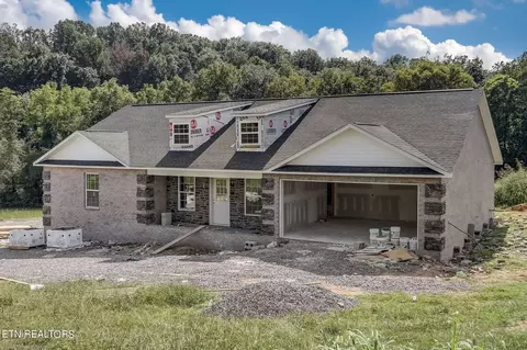 228 Buttercup Fields Rd, Newport, TN 37821
