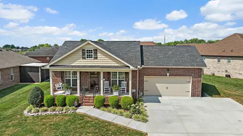 167 Avalon Dr, Gallatin, TN 37066