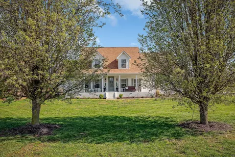 1798 Pearl Ave, Cookeville, TN 38506