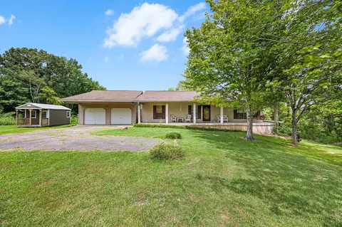 425 Thompson School Access Rd, Huntingdon, TN 38344